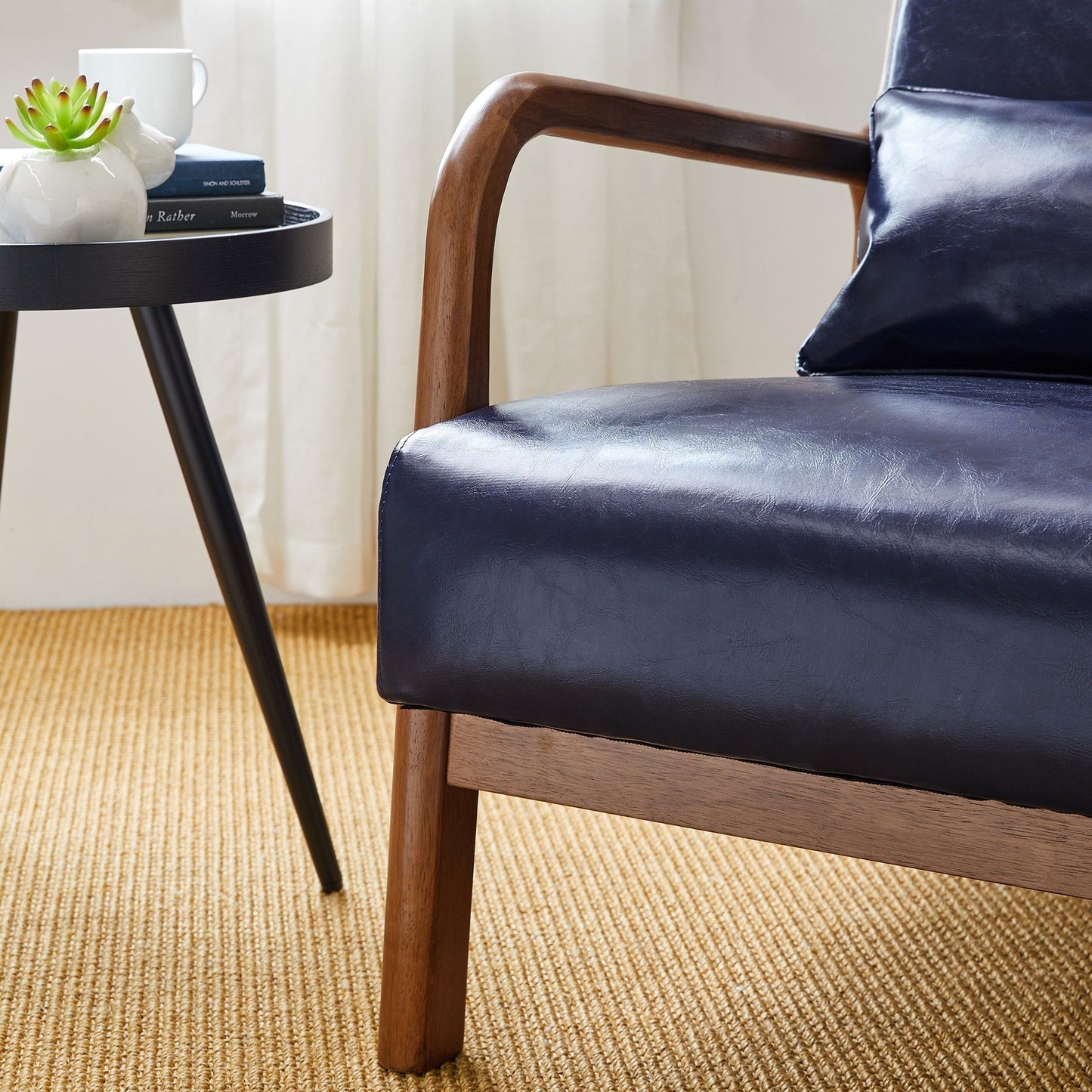 Fauteuil d'appoint moderne en cuir synthétique Glitzhome 30,75 po de hauteur, style milieu de siècle, avec coussin – 25,75 po de largeur x 33,75 po de profondeur x 30,75 po de hauteur
