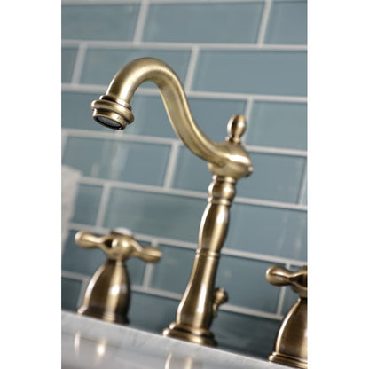 Robinet de salle de bain à large entraxe Heritage de 8 po